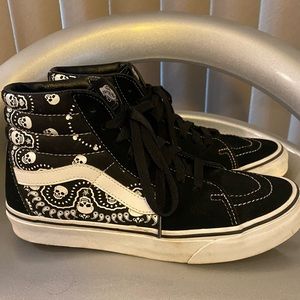 Vans skull high tops shoes